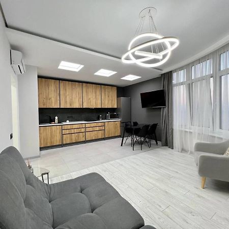 44 Pearl Stylish 1-Bedroom Apartment Odessa Luaran gambar
