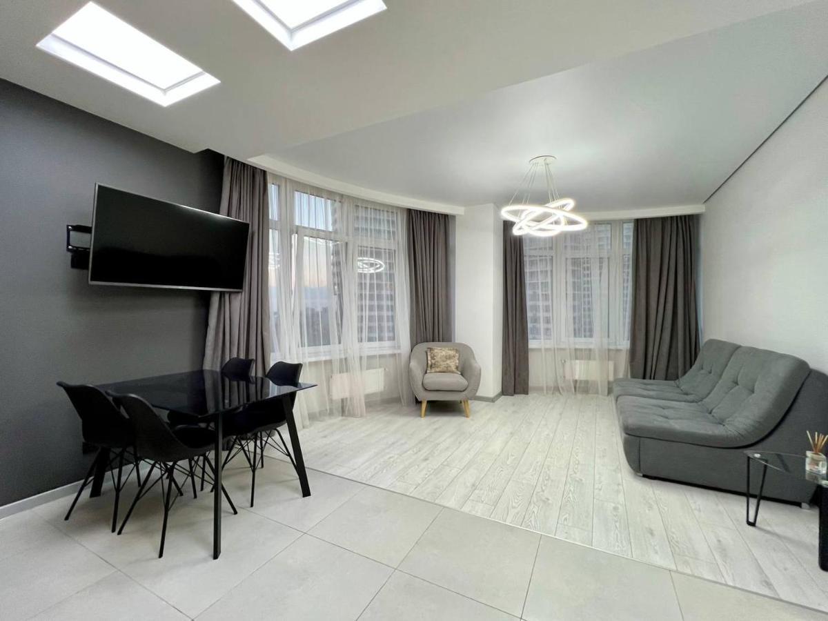 44 Pearl Stylish 1-Bedroom Apartment Odessa Luaran gambar