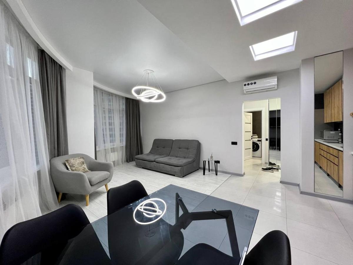 44 Pearl Stylish 1-Bedroom Apartment Odessa Luaran gambar